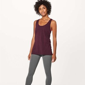 Lululemon • Love Tank
Dark Adobe